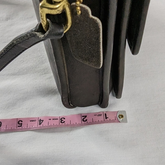 VTG Coach Station Bag Black Leather Crossbody Purse - Picture 13 of 14